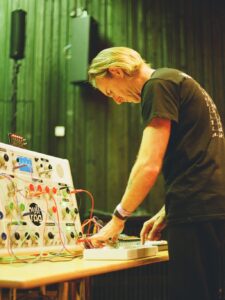 Erica Synths Bullfrog Drums educational drum machine hardware Richie Hawtin news smstrumentimusicali