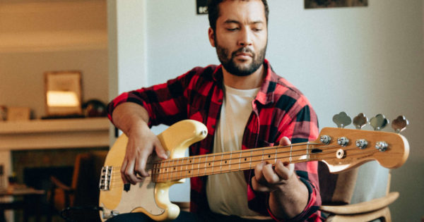 Fender bass tutorial online