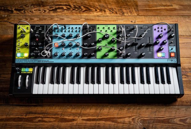 Moog Matriarch synth sintetizzatore analog parafonic midiware strumenti musicali